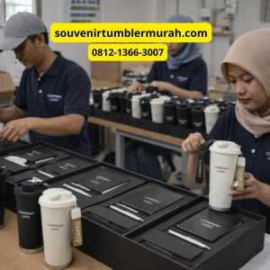 Corporate gift, Corporate Gift Set, Toko souvenir oleh oleh Jakarta, Jakarta souvenir food, Toko souvenir Jakarta Timur, Custom souvenir Jakarta, Jakarta Souvenir pondok Kelapa, Souvenir Jatinegara Jakarta, Souvenir custom Jakarta, Corporate gift adalah, Souvenir Kantor, Jakarta souvenir johar baru